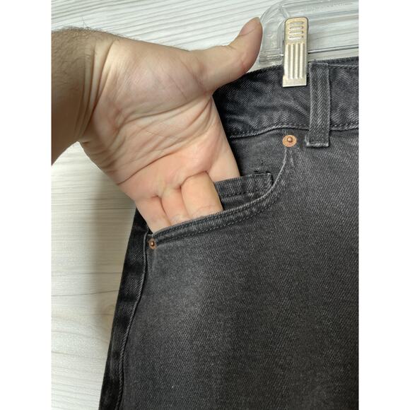 Old Navy Black Straight Leg Jeans - Picture 3 of 13